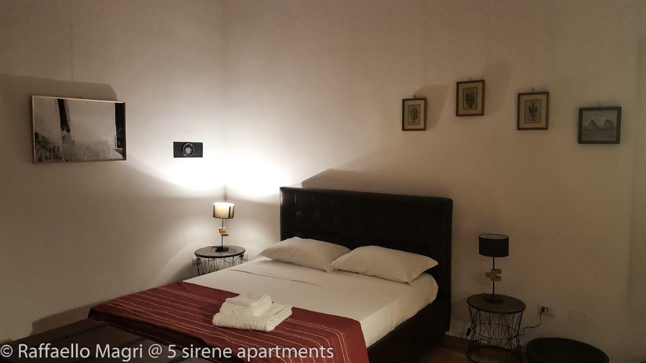 5 sirene Bed and Breakfast Napoli Esterno foto